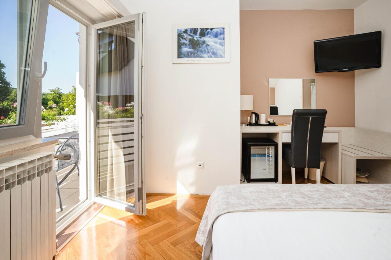 Rooms Degenija Annex Селиште-Дрежничко Экстерьер фото