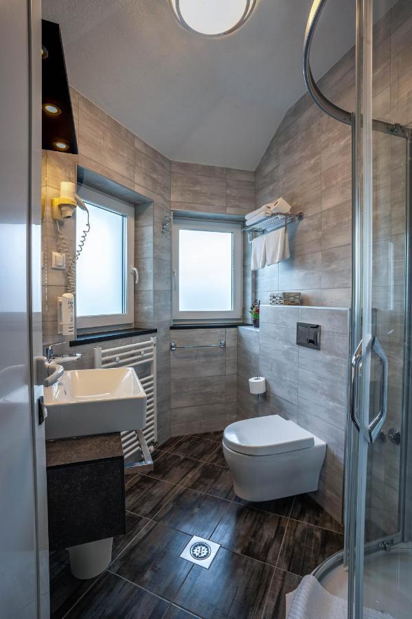 Rooms Degenija Annex Селиште-Дрежничко Экстерьер фото