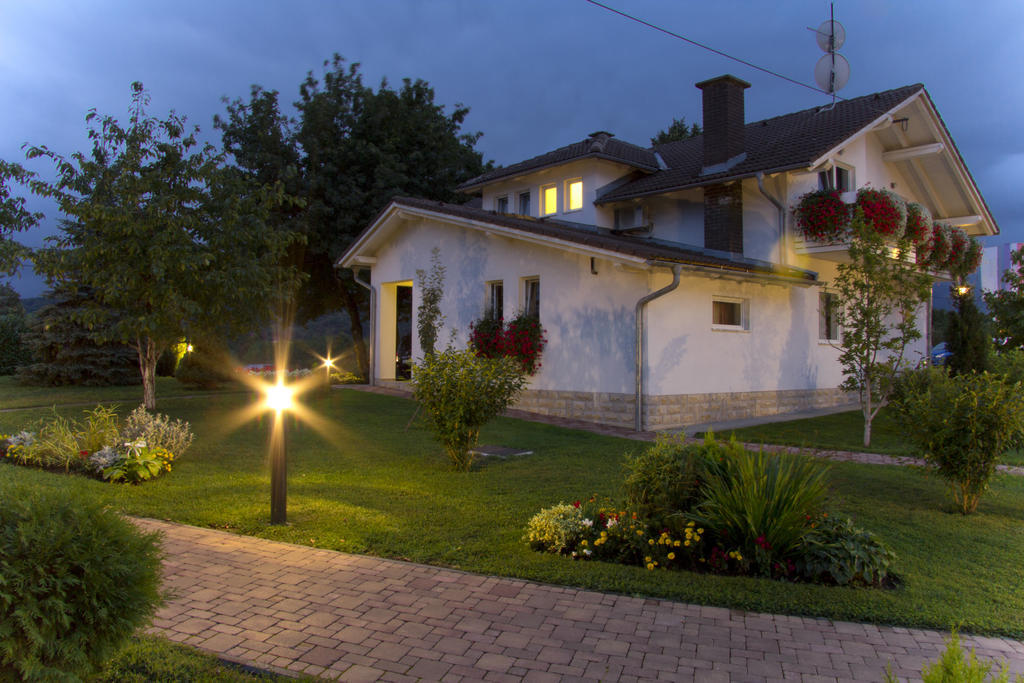 Rooms Degenija Annex Селиште-Дрежничко Экстерьер фото